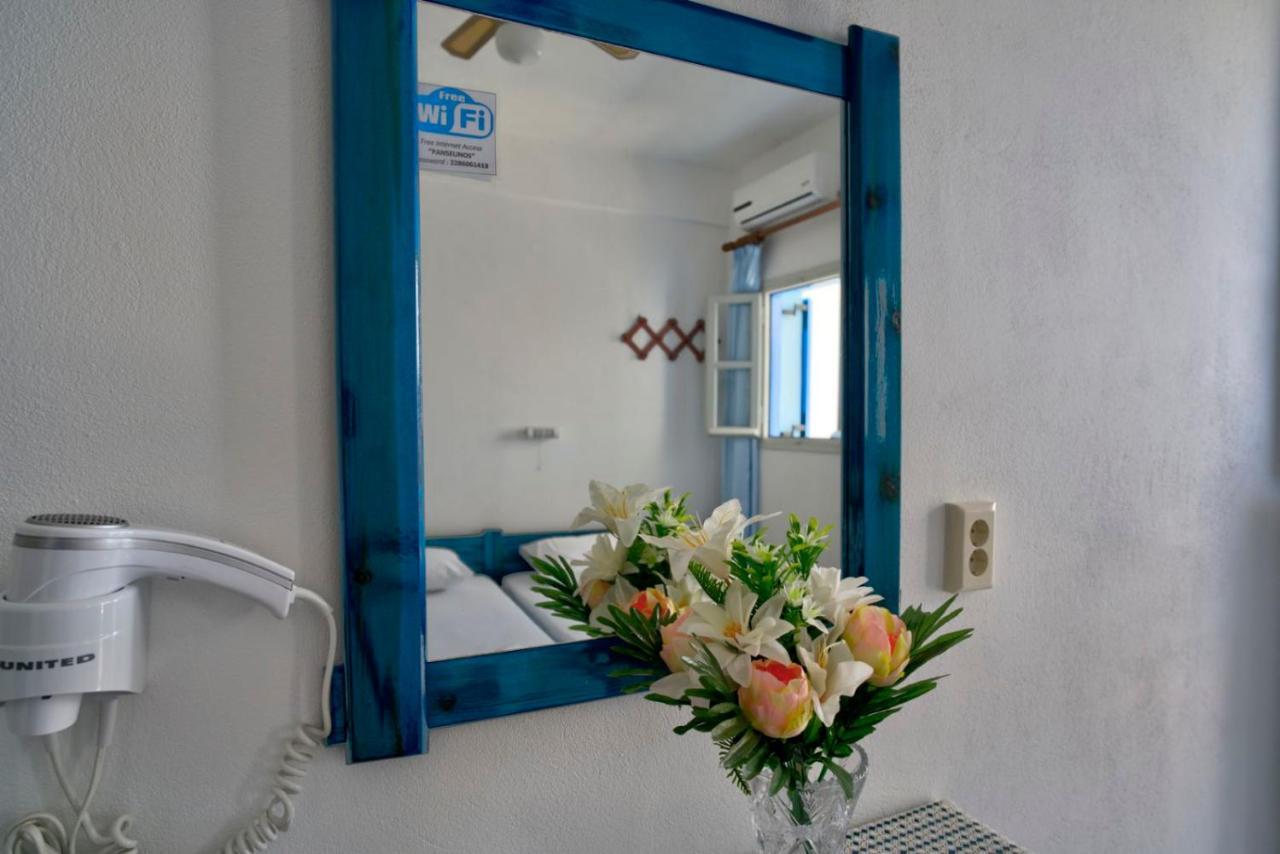 Hotel Panselinos Anafi Esterno foto