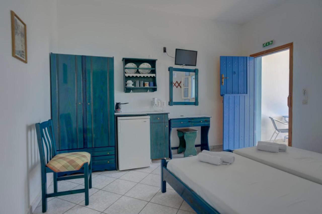 Hotel Panselinos Anafi Esterno foto