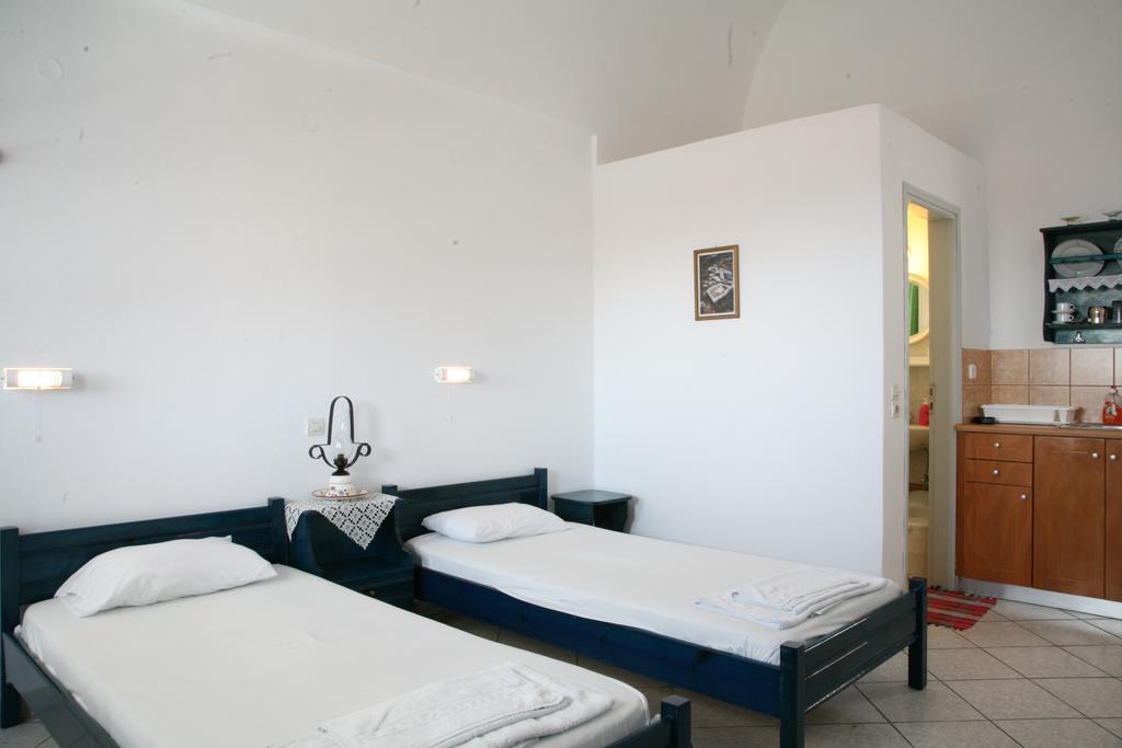 Hotel Panselinos Anafi Esterno foto